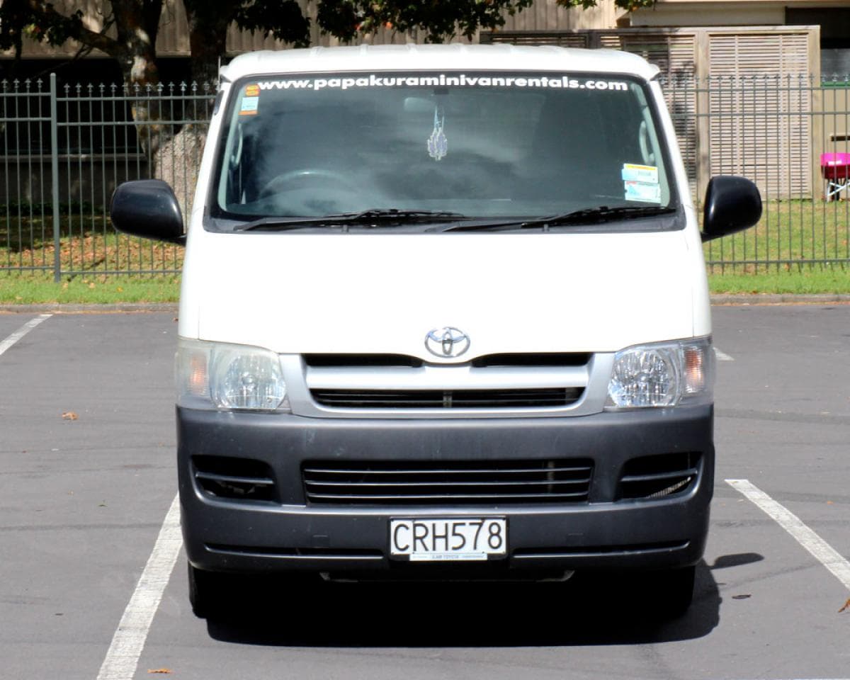 Toyota Hiace (10 Seater Van)